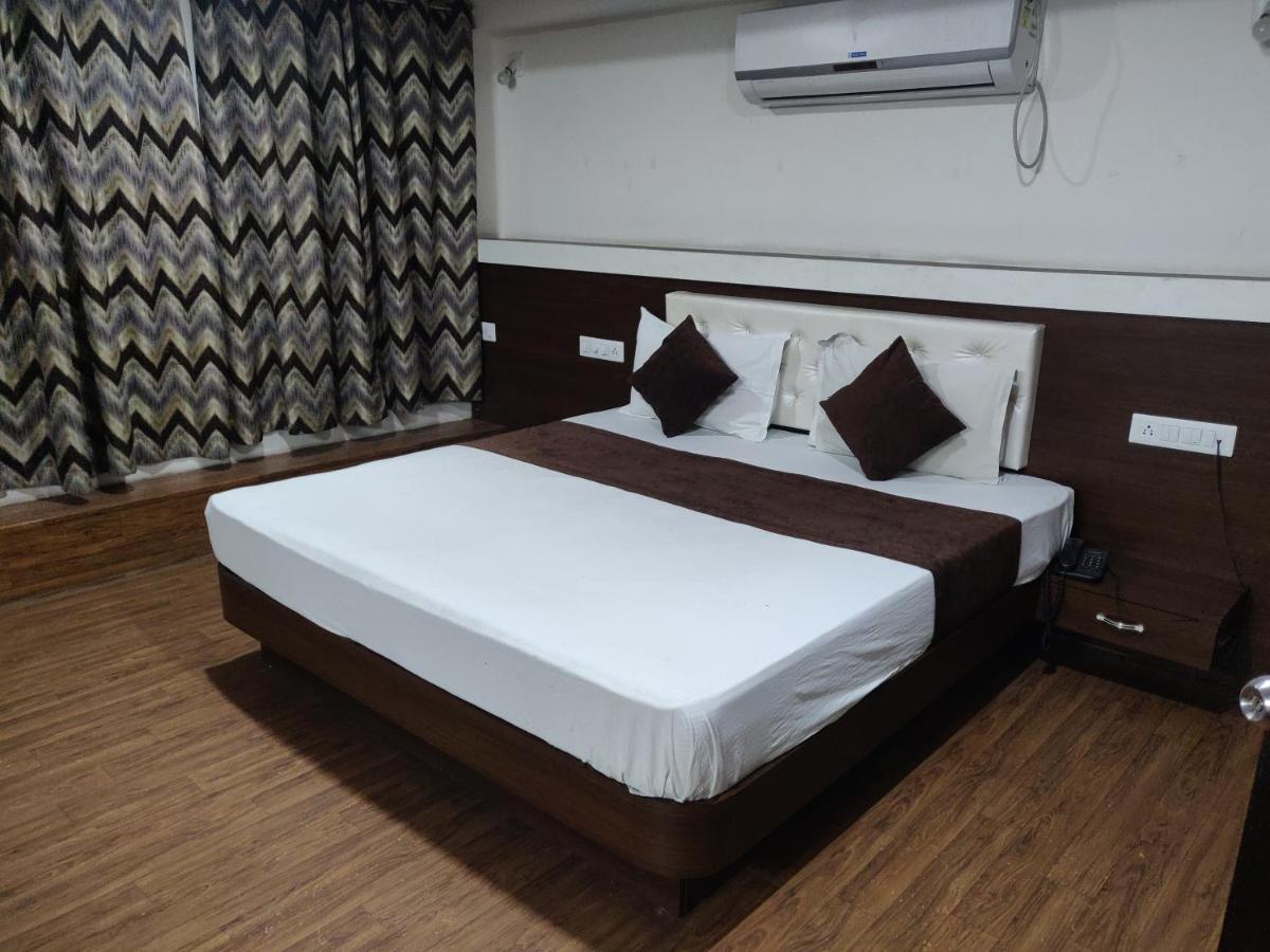 Hotel Vaidehi Udaipur Ngoại thất bức ảnh